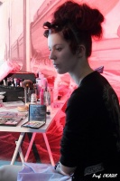 Reila au maquillage